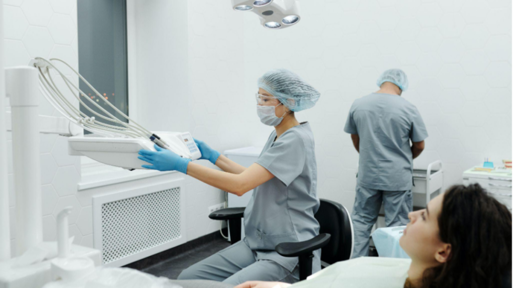 Dental Nursing in the UK FCT