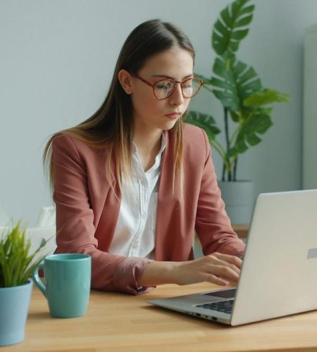Image 1 of Tips to Find a Great Bookkeeper for Your Business in 2026